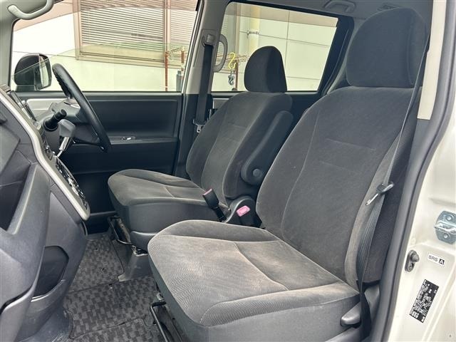 Toyota NOAH 2013 7467686-22