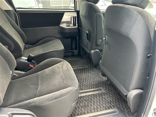 Toyota NOAH 2013 7467686-4
