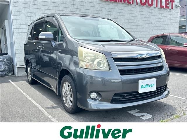 Toyota NOAH 2009 7467760-0