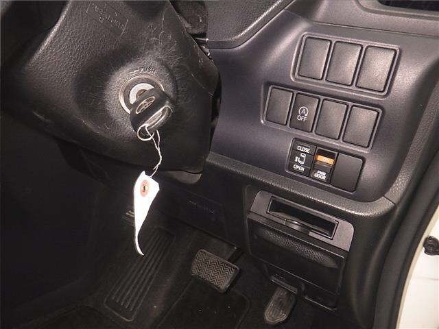 Toyota NOAH 2015 7467940-8
