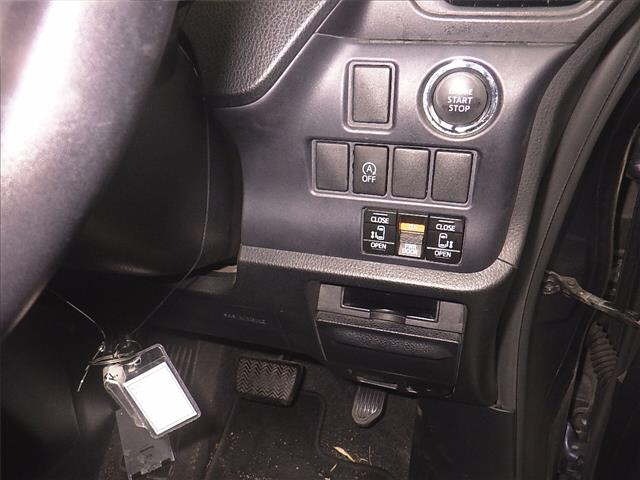 Toyota NOAH 2015 7467952-8