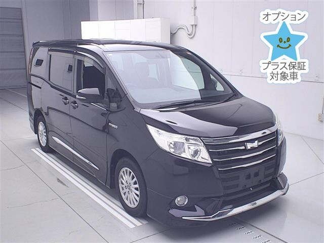 Toyota NOAH 2015 7467971-0