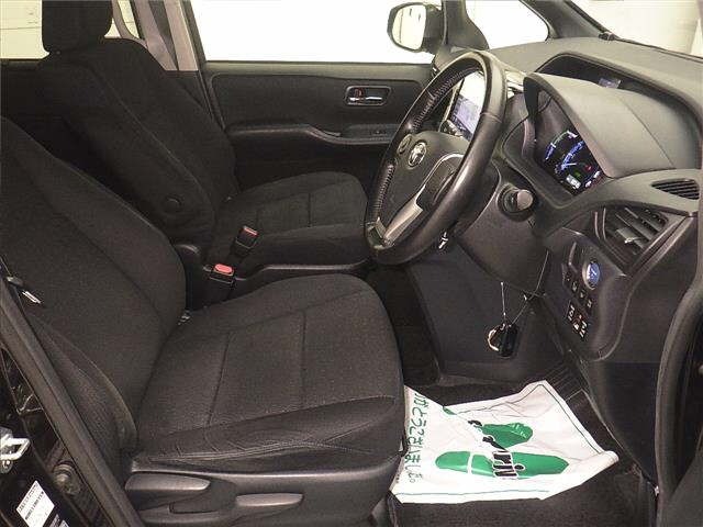 Toyota NOAH 2015 7467971-5