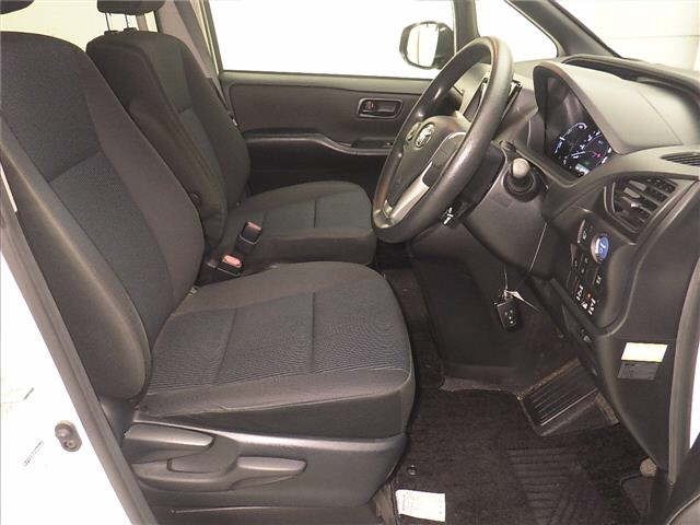 Toyota NOAH 2017 7468022-5