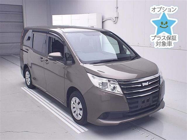 Toyota NOAH 2015 7468023-0