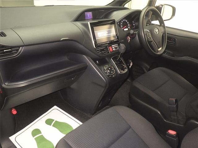 Toyota NOAH 2015 7468023-4