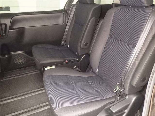 Toyota NOAH 2015 7468023-7