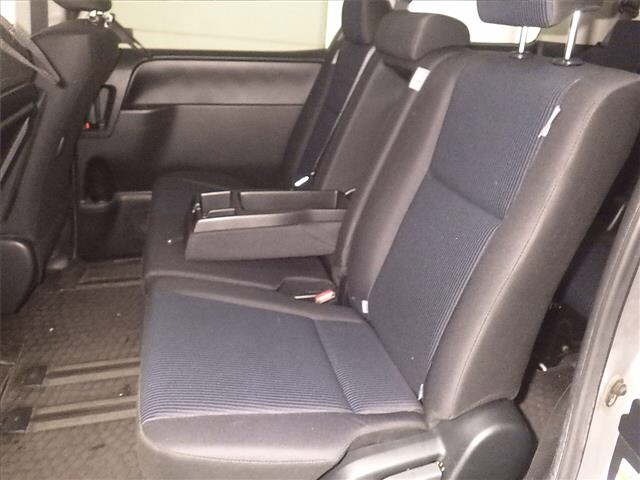 Toyota NOAH 2021 7468024-7