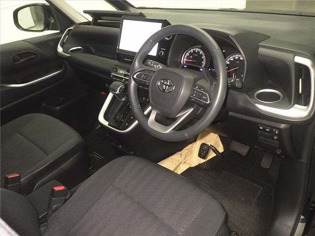 Toyota NOAH 2023 7468025-3