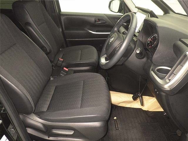 Toyota NOAH 2023 7468025-5
