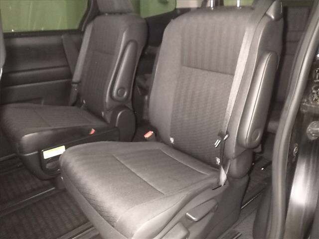 Toyota NOAH 2023 7468025-7