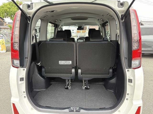Toyota NOAH 2016 7468059-14
