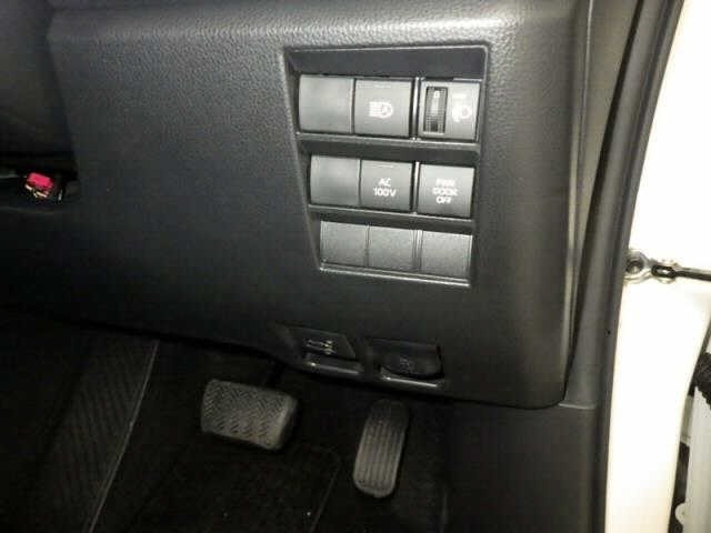 Toyota NOAH 2022 7468096-6