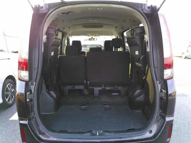 Toyota NOAH 2014 7468114-10