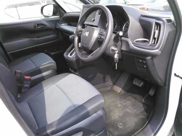 Toyota NOAH 2025 7468116-3