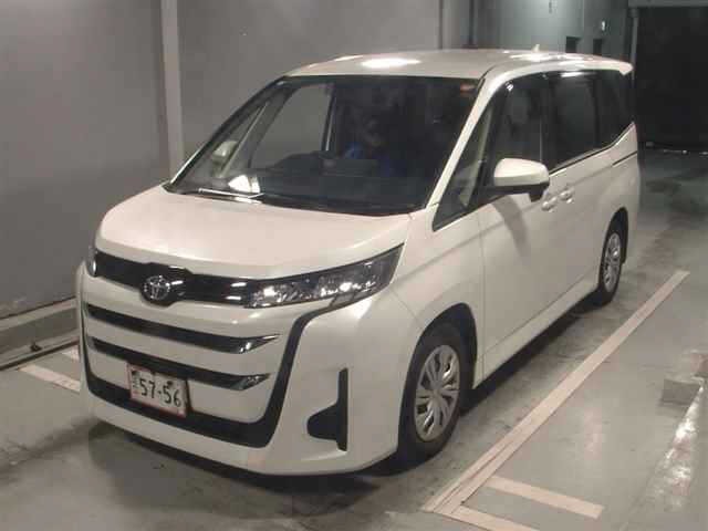 Toyota NOAH 2025 7468116-4