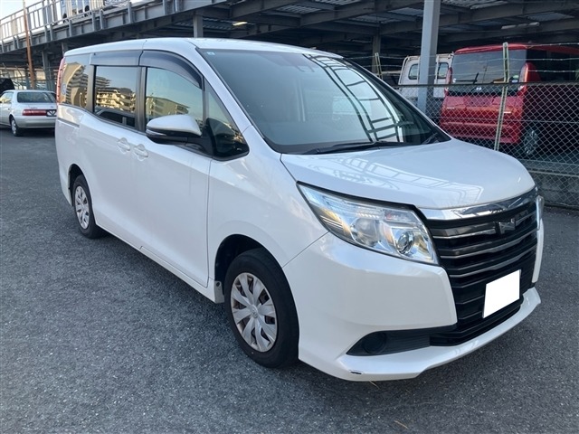 Toyota NOAH 2017 7468176-0