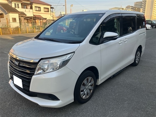 Toyota NOAH 2017 7468176-10