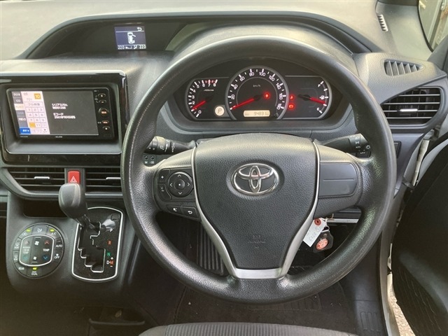 Toyota NOAH 2017 7468176-3