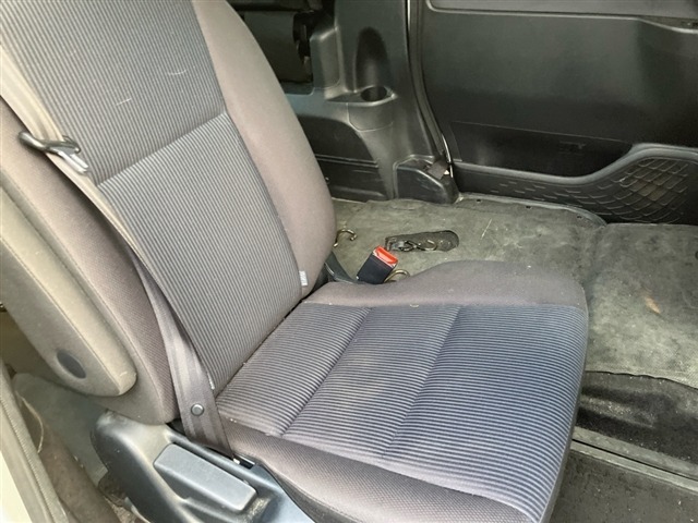 Toyota NOAH 2017 7468176-6