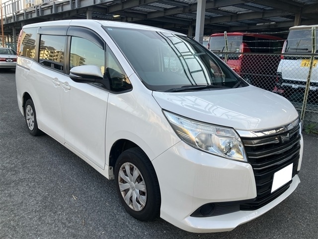 Toyota NOAH 2017 7468179-0