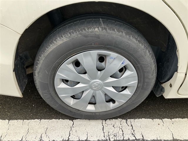 Toyota NOAH 2021 7468192-7