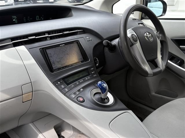Toyota PRIUS 2010 7481905-15