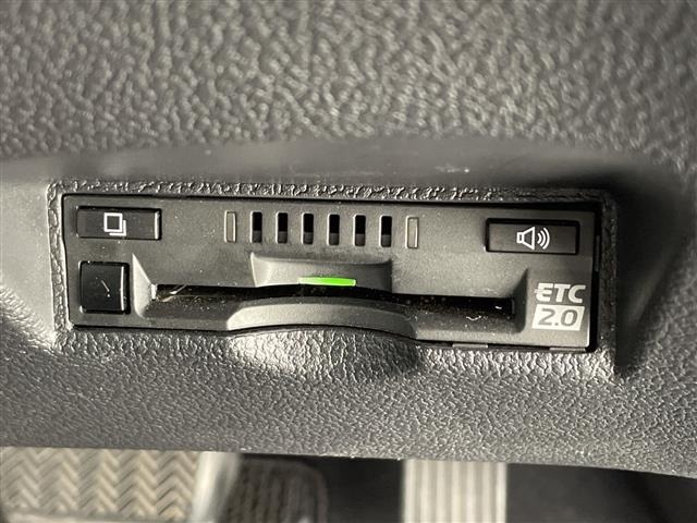 Toyota PRIUS 2021 7481906-17