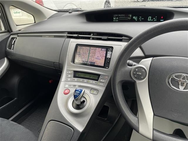 Toyota PRIUS 2014 7481914-18