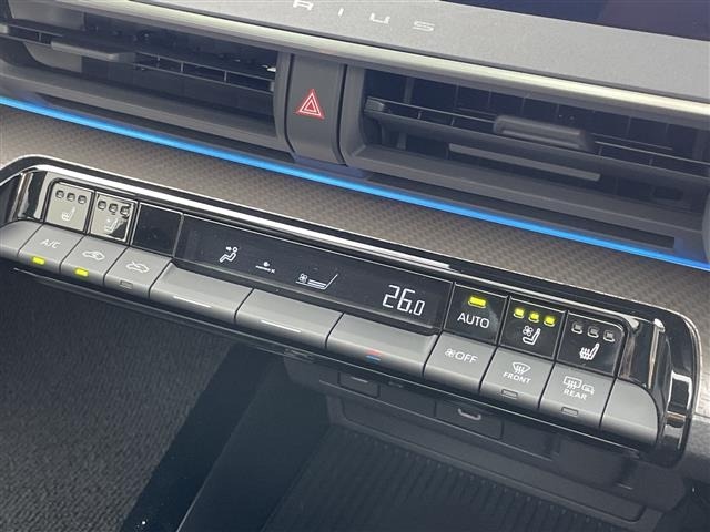 Toyota PRIUS 2025 7481916-11