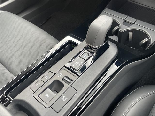 Toyota PRIUS 2025 7481916-13