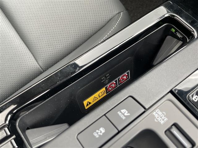 Toyota PRIUS 2025 7481916-23