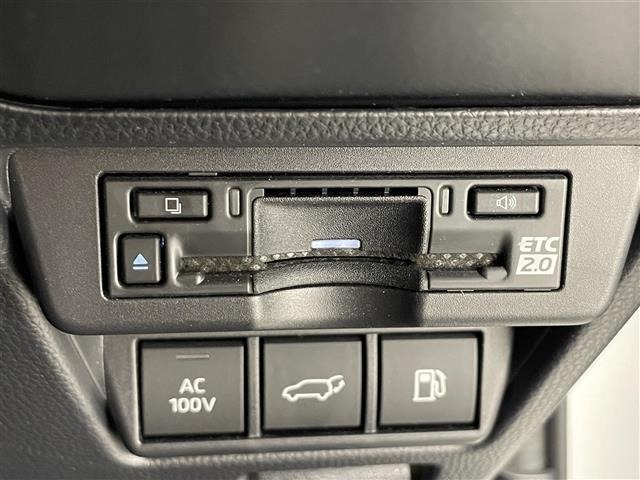 Toyota PRIUS 2025 7481917-18
