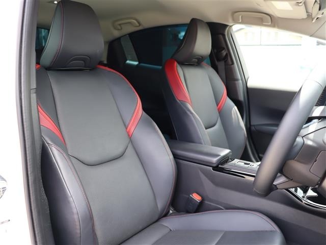 Toyota PRIUS 2023 7481921-11