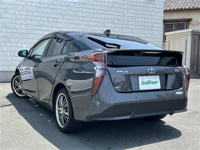 Toyota PRIUS 2016 7481929-13