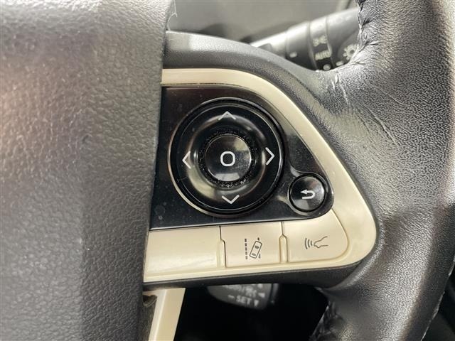 Toyota PRIUS 2018 7481934-5