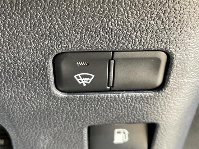 Toyota PRIUS 2019 7481942-11