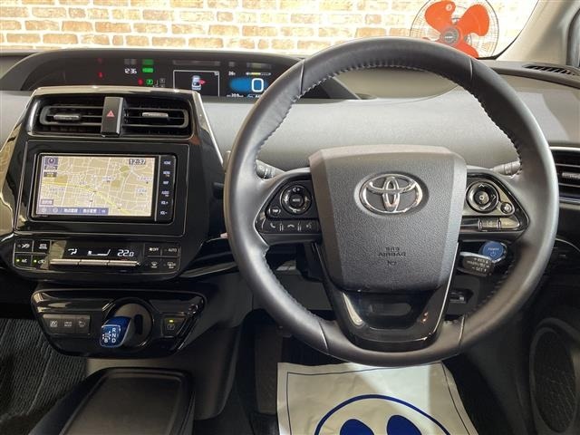 Toyota PRIUS 2019 7481942-13