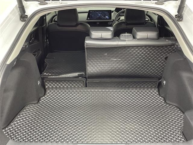 Toyota PRIUS 2023 7481950-10