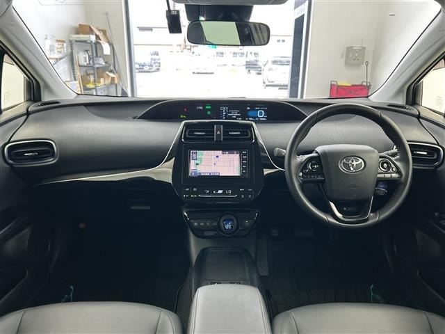 Toyota PRIUS 2019 7481964-14