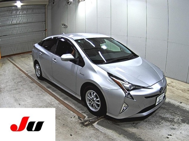 Toyota PRIUS 2018 7482077-0
