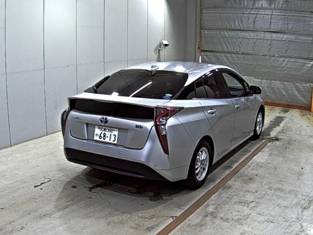 Toyota PRIUS 2018 7482077-5