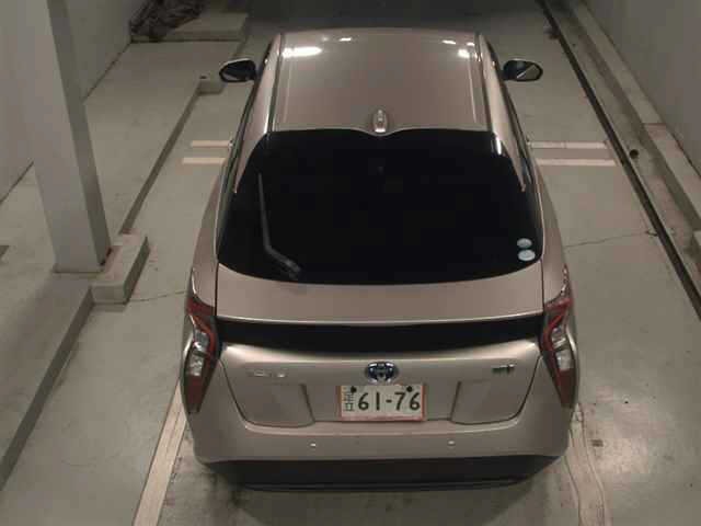 Toyota PRIUS 2016 7482088-7