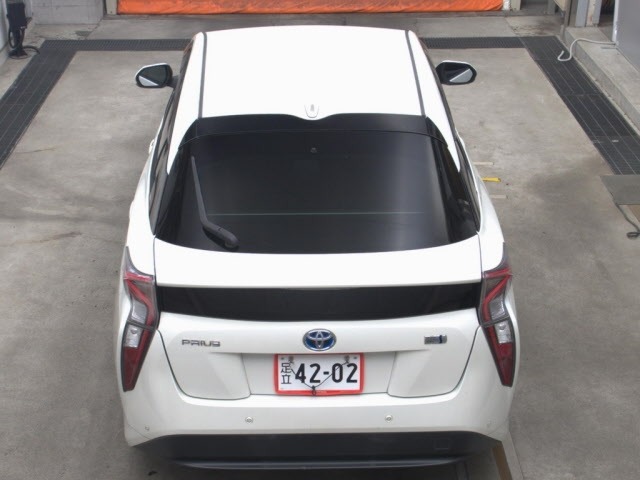 Toyota PRIUS 2018 7482105-7