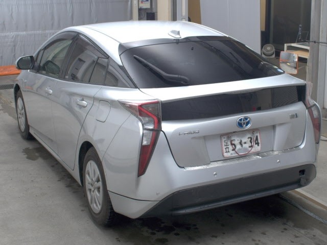 Toyota PRIUS 2016 7482108-1