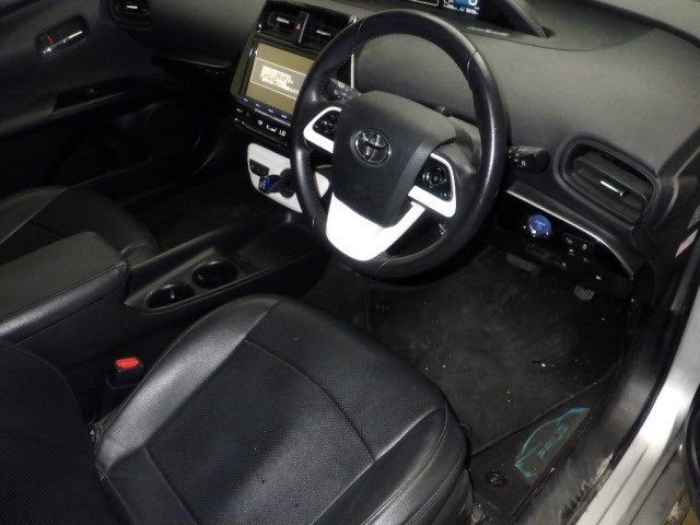 Toyota PRIUS 2016 7482108-3