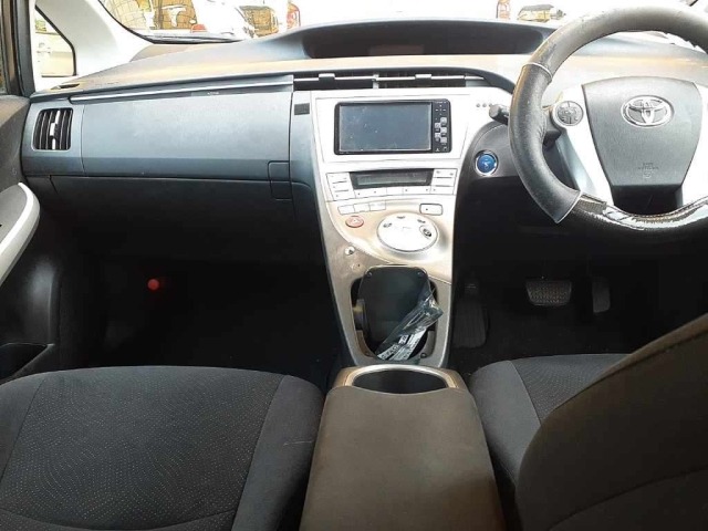 Toyota PRIUS 2012 7482130-9