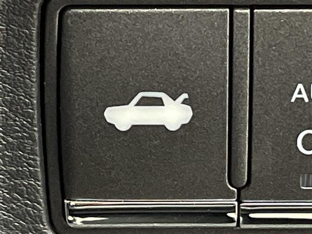Nissan SKYLINE 2016 7483803-2