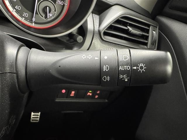 Suzuki SWIFT 2023 7467578-21