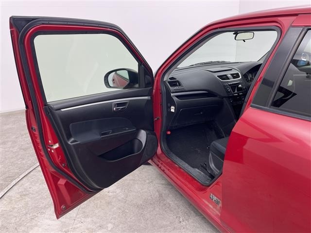 Suzuki SWIFT 2015 7467747-23
